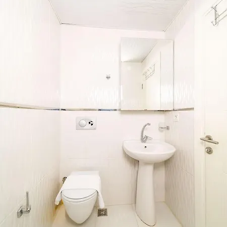 Studio House Near Sea Apartment